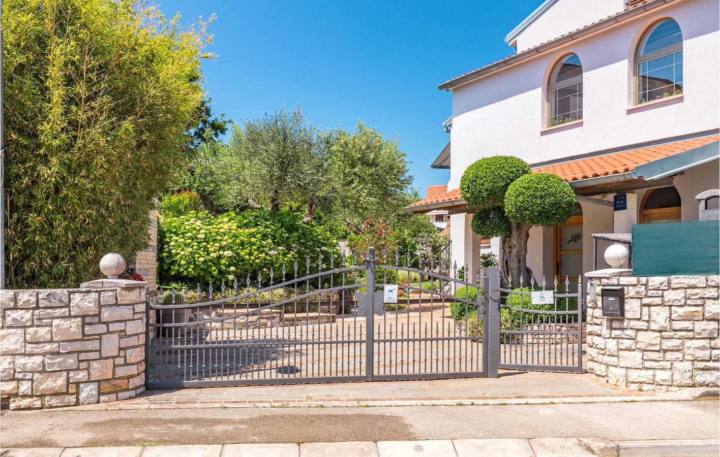 Ganze Ferienwohnung, Ferienwohnung für 4 Personen mit Terrasse in Rovinj, Rovinj und Umgebung