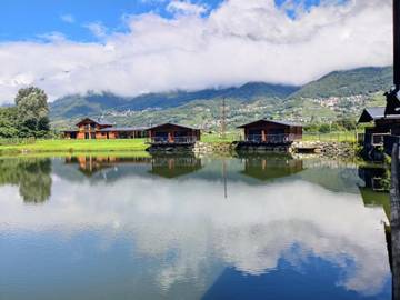 Camping für 2 Personen, mit Balkon und Ausblick sowie Seeblick in der Lombardei