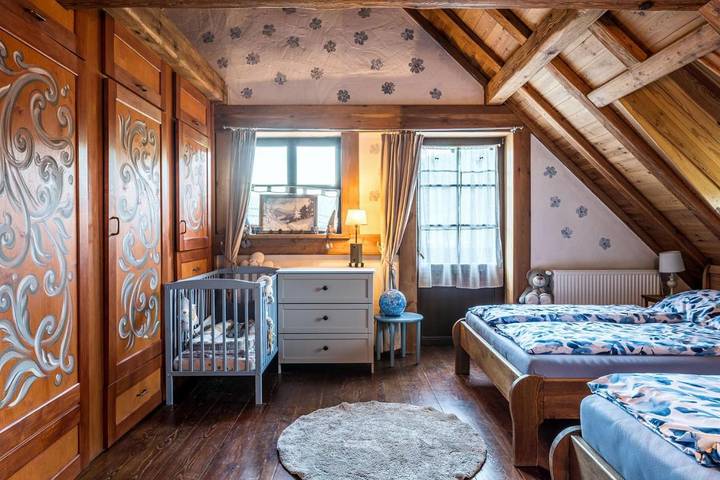 Chalet für 10 Personen, mit Balkon und Whirlpool sowie Terrasse und Garten in Niederschlesien - 2
