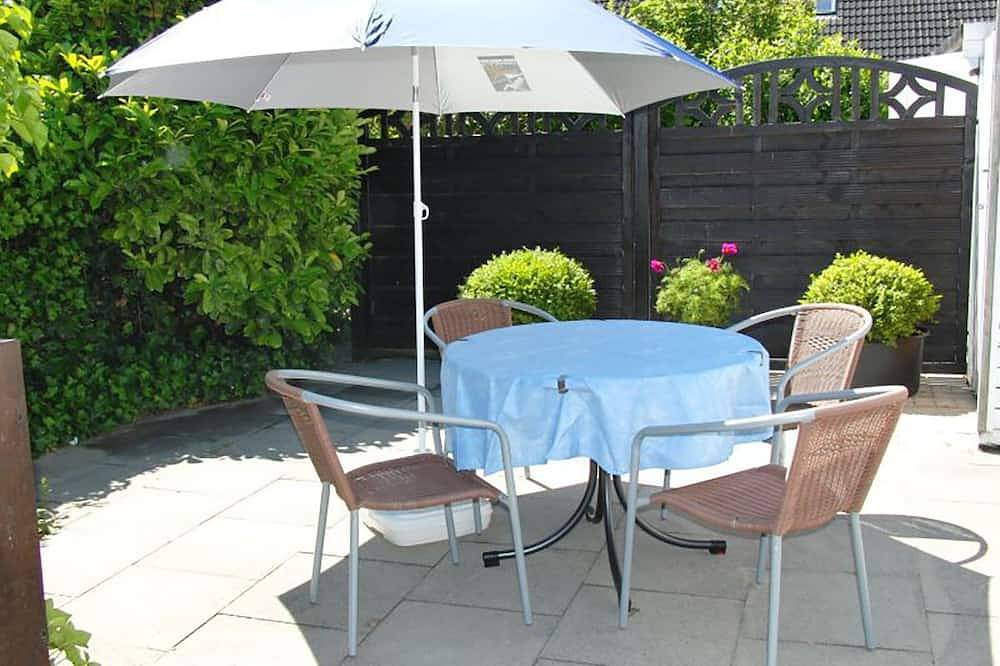 Gemütliches Ferienhaus mit eigenem Garten und Blick auf den Deich in Stinteck, Westerdeichstrich