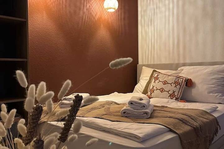 Ganze Wohnung, Cozy Escape | Retro Charm | Bright Design in Düsseldorf-Friedrichstadt, Düsseldorf
