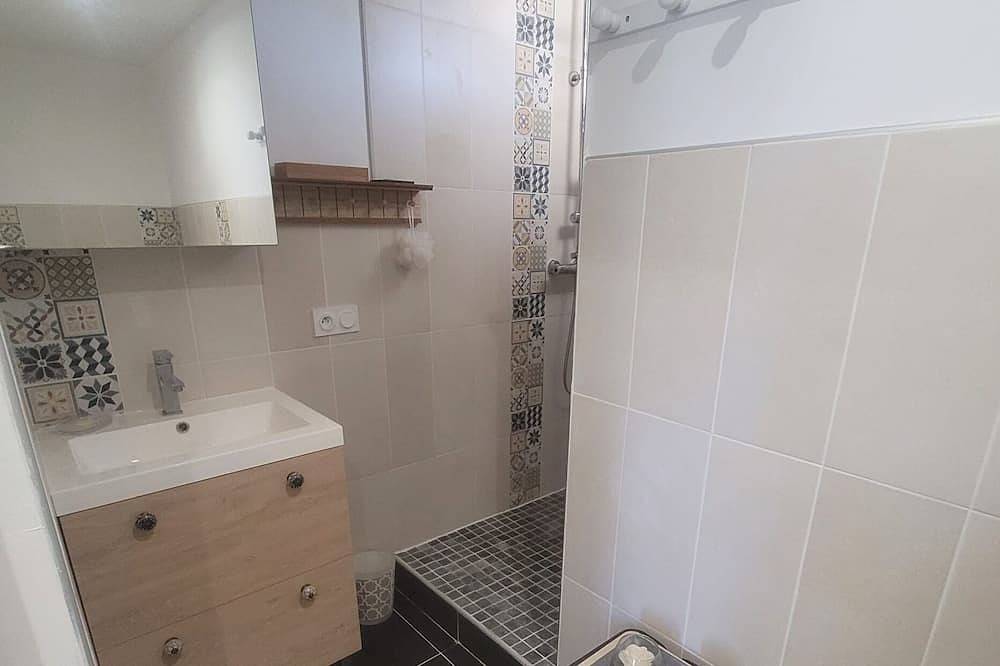 Appartement entier, Appartement au Rez de chaussée d’une maison familiale dans un quartier calme in Vierzon, Région de Vierzon