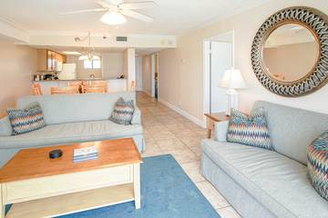 Vacation Rental for 6 Guests in Gulf Resort Beach, West Panama City Beach, Picture 2