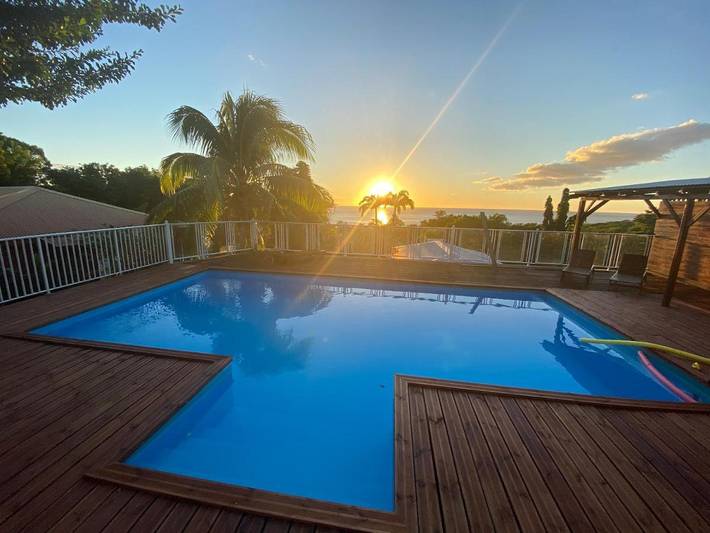 Apartamento de vacaciones para 2 personas, con terraza además de piscina y jardín - 1