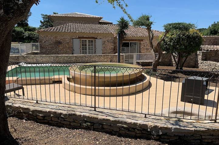 Maison de vacances pour 6 personnes, avec jardin et jacuzzi à Bonifacio