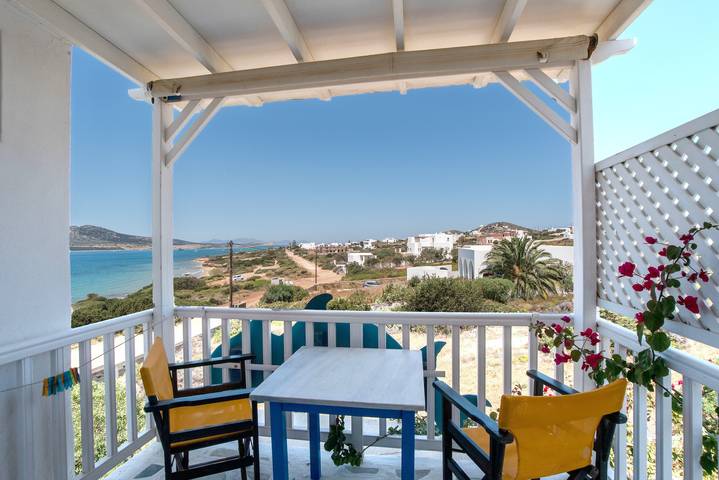 Gîte pour 3 personnes, avec Balcon ainsi que Jardin et Bassin pour enfant dans Antiparos - 4
