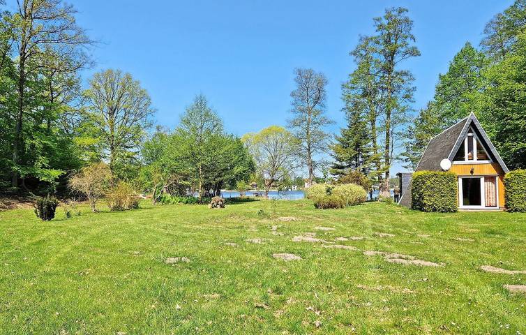 Ferienhaus für 5 Personen, mit Terrasse und Seeblick in Rheinsberg - 2