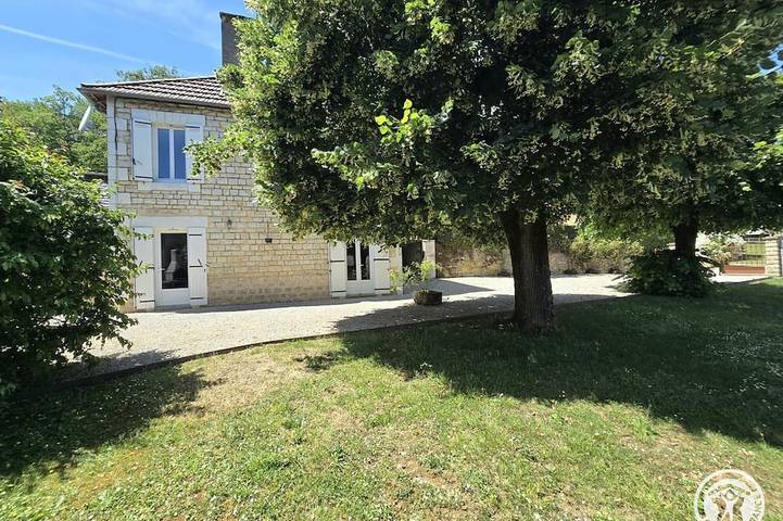 Gîte pour 6 personnes, avec jardin - 1
