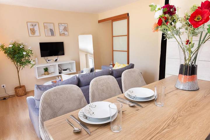 Gîte pour 4 personnes, avec balcon et vue à Noisy-le-Grand