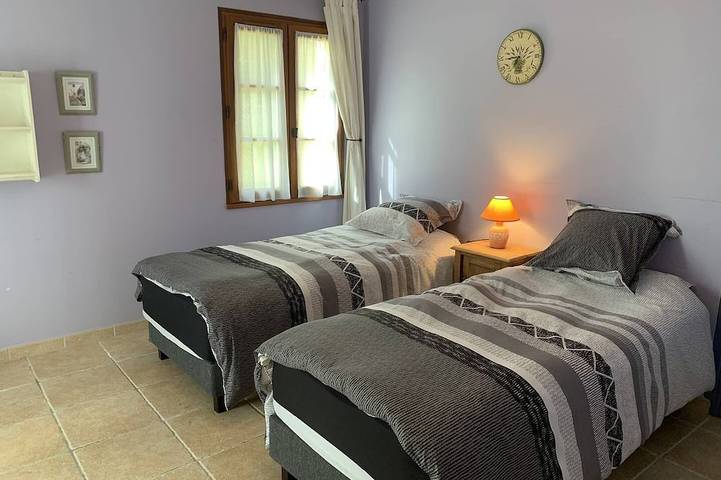 Location de vacances pour 6 personnes, avec terrasse à Manaurie - 2