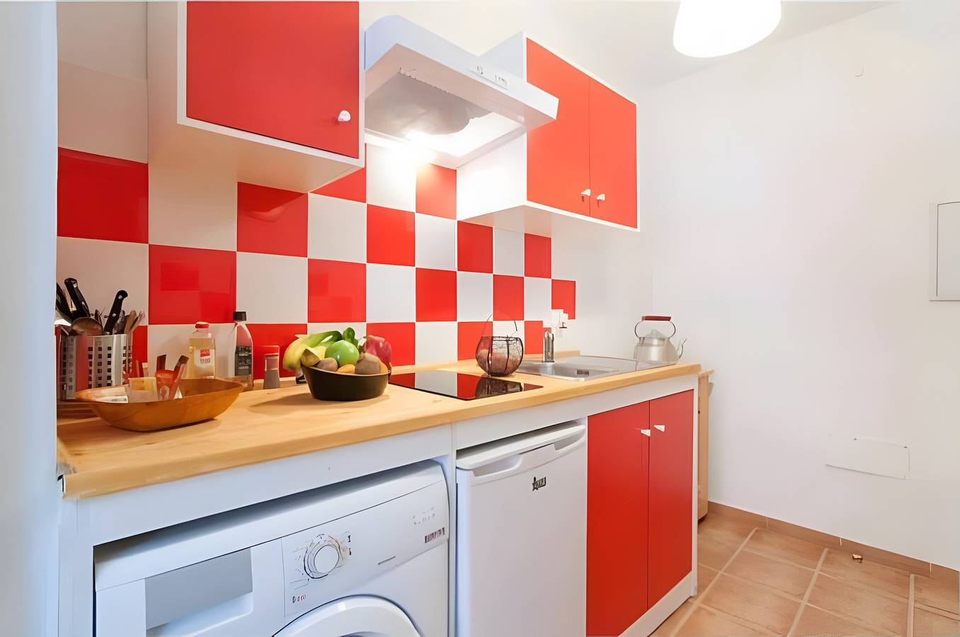Estudio entero, Apartamento La Merced – Encanto y ubicación privilegiada en el corazón de Málaga in Málaga Centro, Málaga