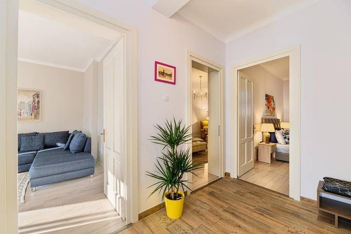 Gîte pour 6 personnes, avec balcon et vue à Brașov - 2
