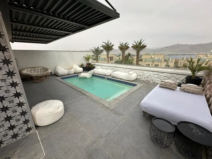 Villa pour 10 personnes, avec vue ainsi que balcon et piscine - 1