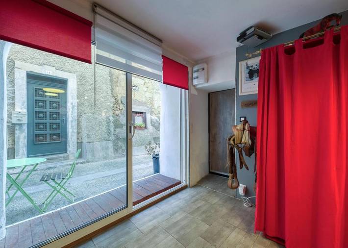 Gîte pour 2 personnes, avec vue, animaux acceptés à Alignan-du-Vent - 3