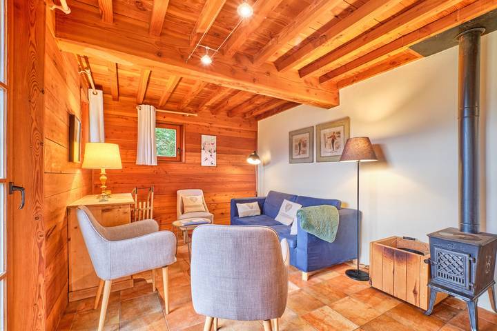 Geheel appartement, Appartement 'Les Vallons' met uitzicht op de bergen, privéterras en Wi-Fi in Villard-Reculas, Écrins Nationaal Park