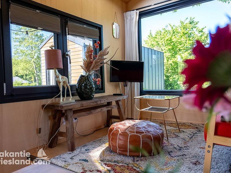 Vakantiefriesland — Ferienhaus Scherpenzeel in Nationalpark Weerribben-Wieden