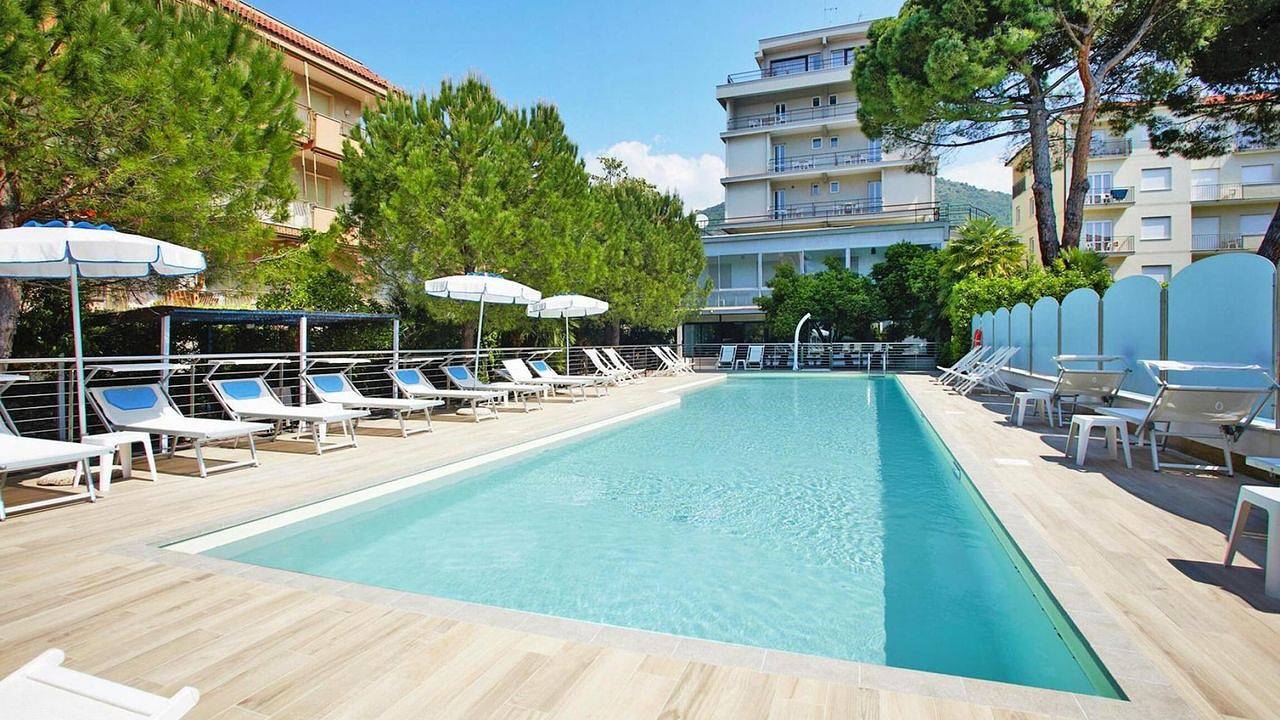 Ganze Ferienwohnung, Ferienwohnung für 4 Personen (22 m²) in Pietra Ligure in Pietra Ligure, Pietra Ligure Gemeinde