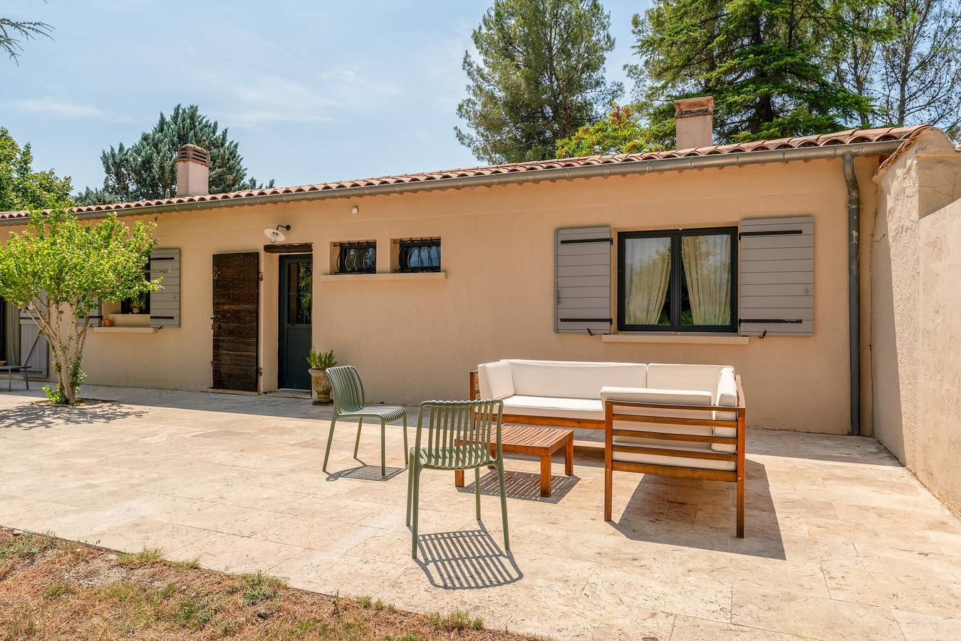 Maison Marvic en Provence with Private Pool, Mountain Views, and Vineyards in Apt, Parc naturel régional du Luberon