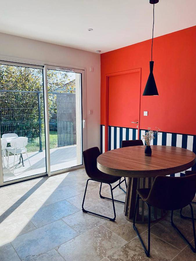 Maison Individuelle in Polliat, Région de Bourg-en-Bresse