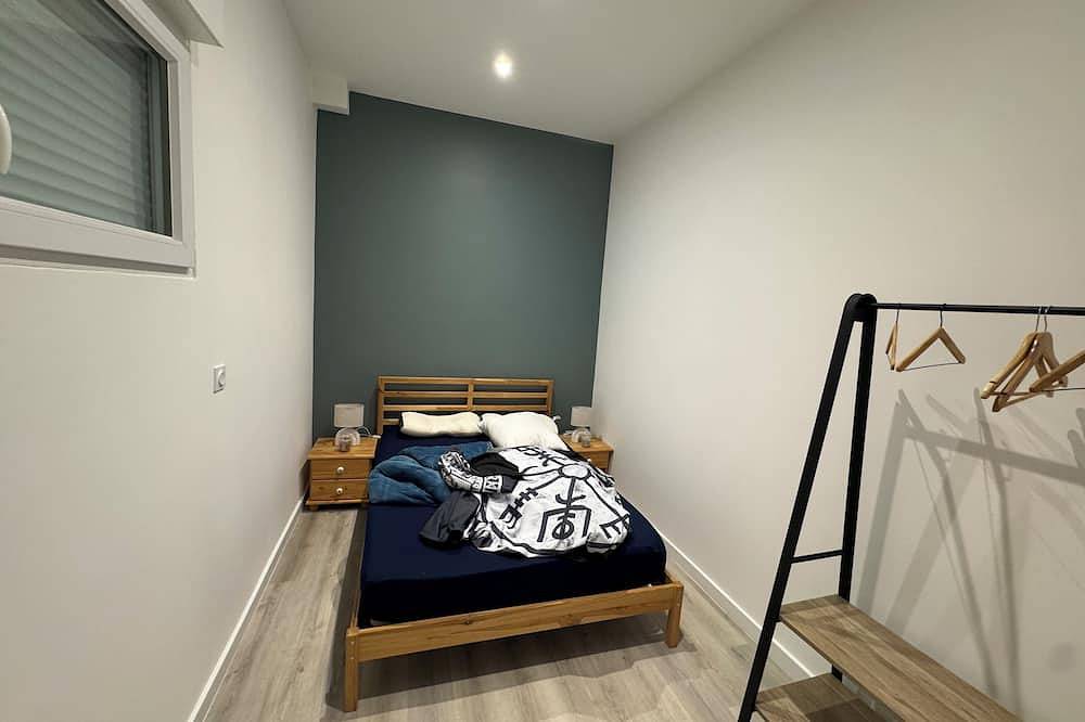 Entire apartment, Corporate Residence - Heights of Lons-le-Saunier in Lons-le-Saunier, Jura