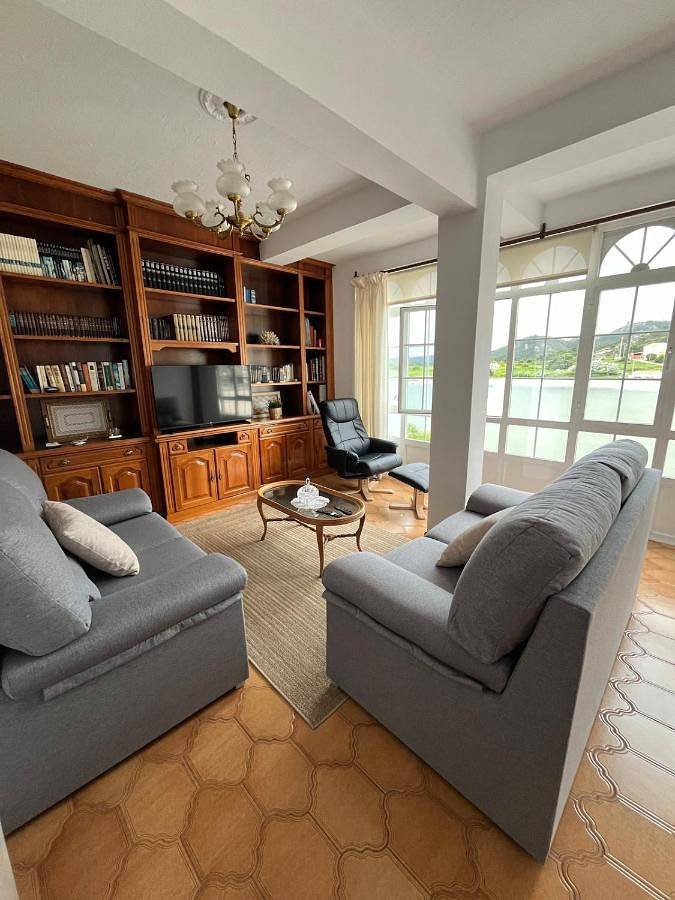 Apartamento para 5 personas, con Vistas en Camariñas