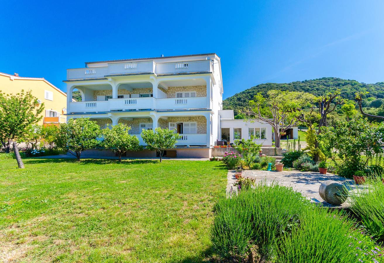 Ferienwohnung für 4 Personen in Supetarska Draga, Rab