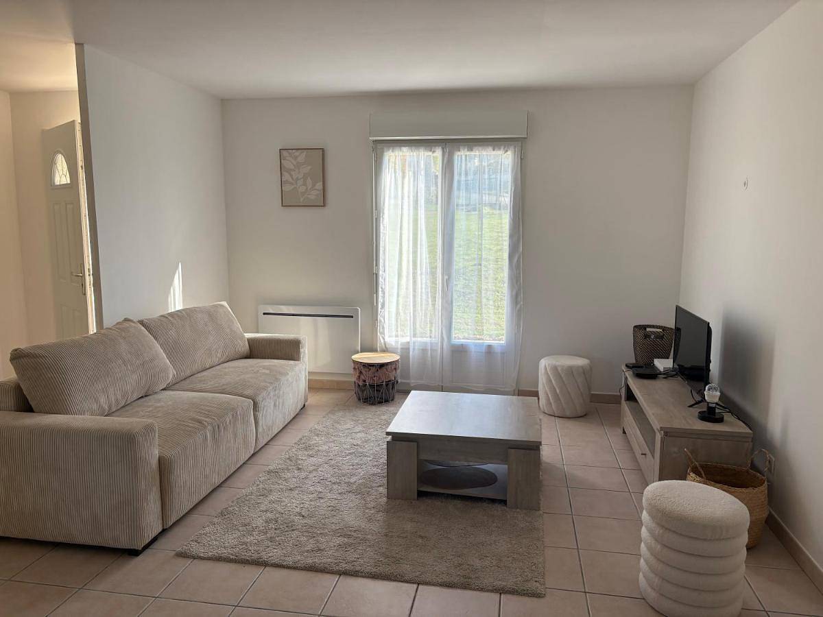 La petite maison 7 pers proche nigloland au calme in Rizaucourt-Buchey, Haute-Marne