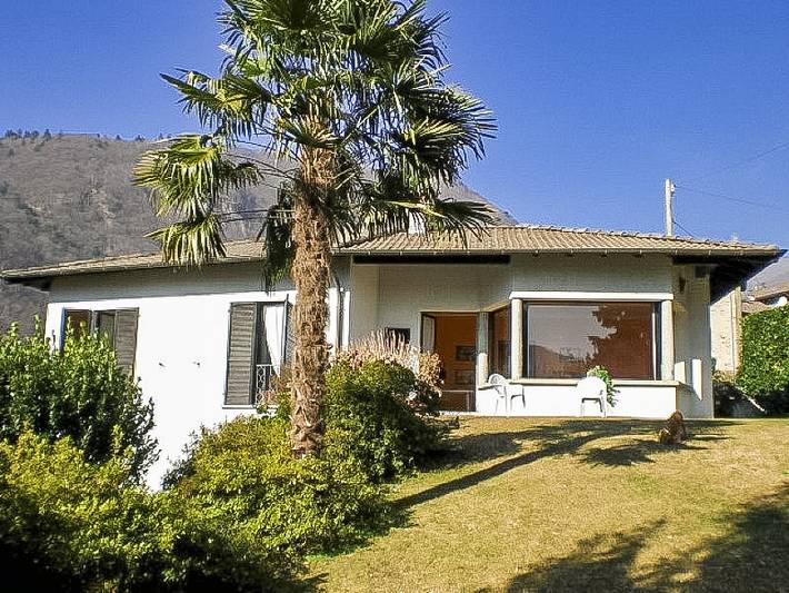 Villa Giuliana in Cannobio, Comune di Cannobio