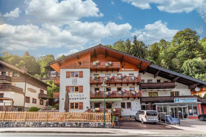 B&B für 3 Personen, mit Sauna und Pool sowie Terrasse, mit Haustier in Saalbach