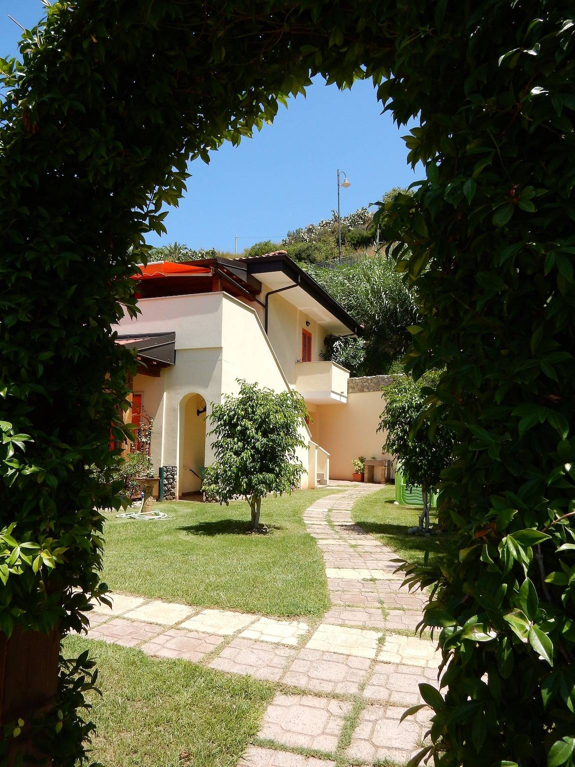 Komfort Apartments mit Garten in Santa Maria (Vibo Valentia), Tyrrhenische Küste Kalabrien