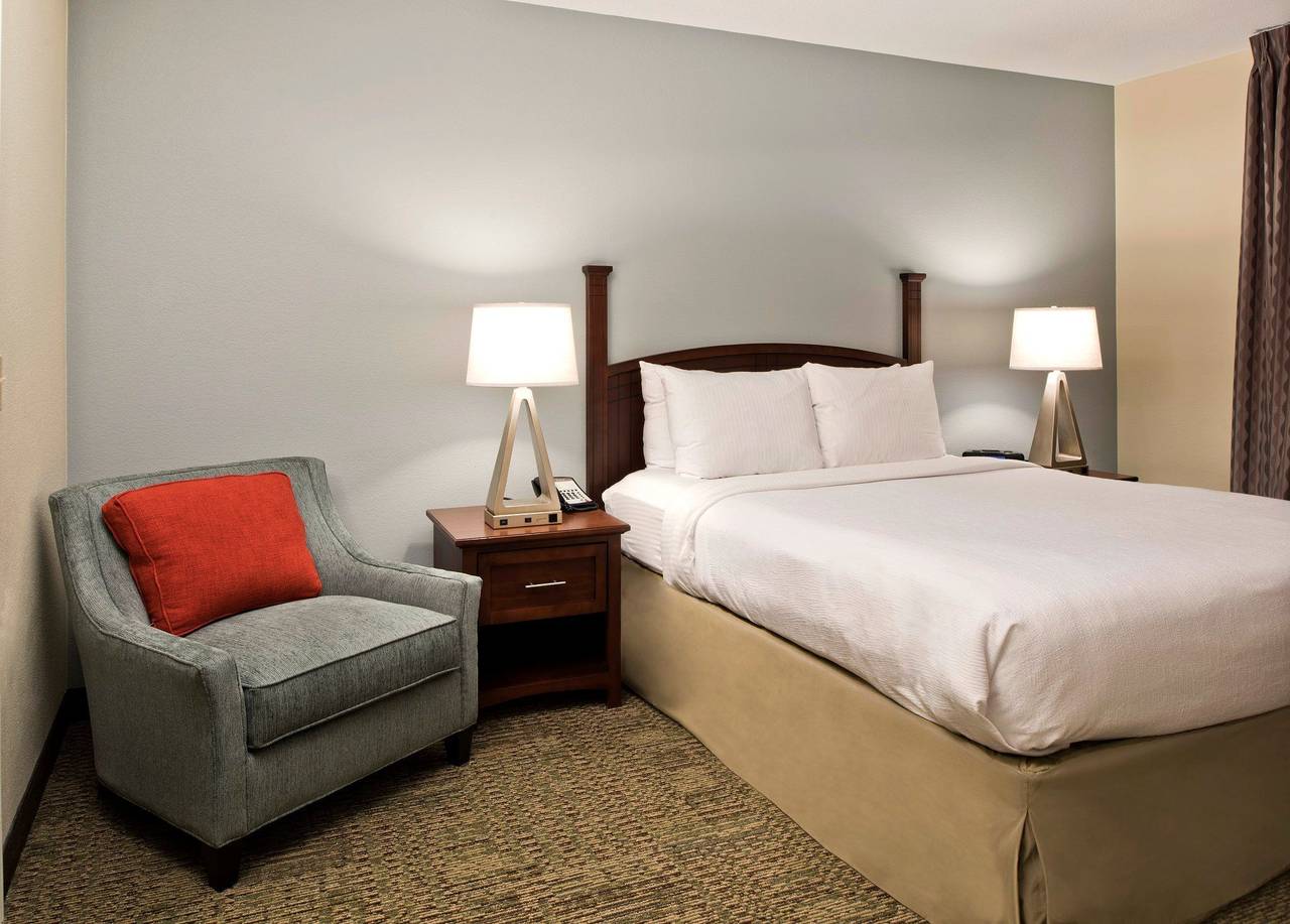 Staybridge Suites Charlotte Ballantyne in Charlotte, Mecklenburg County