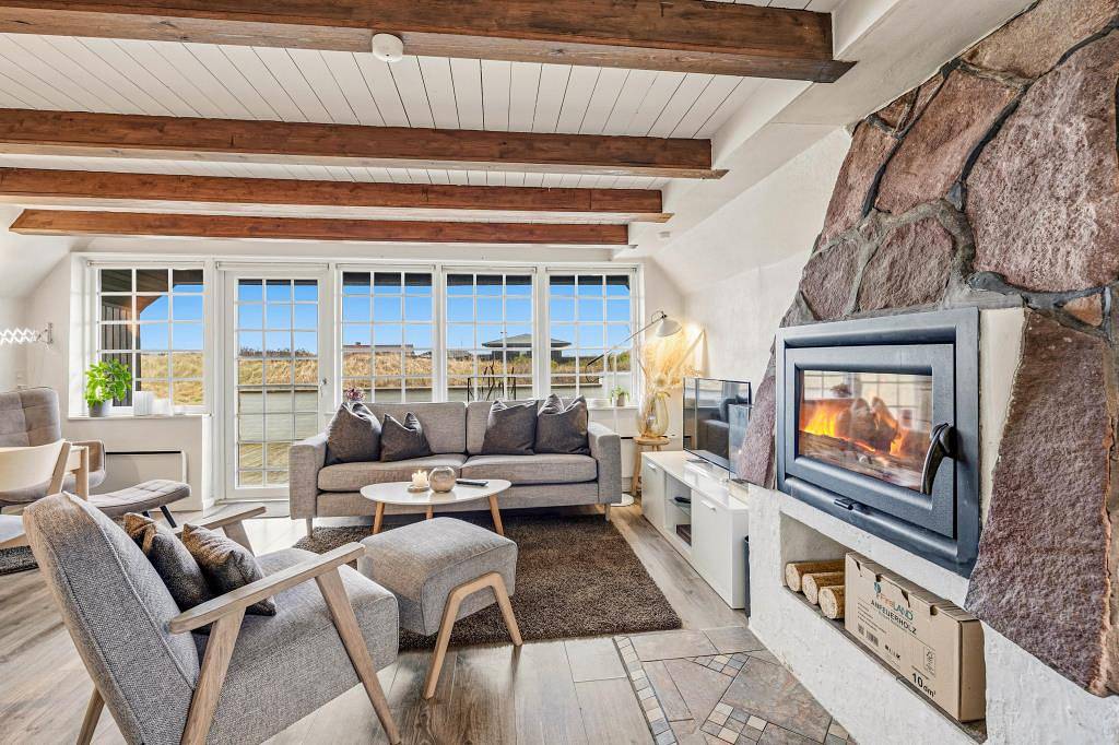 Ferienhaus mit Reetdach, nah am Strand, für Urlaub mit Hund in Skodbjerge, Årgab