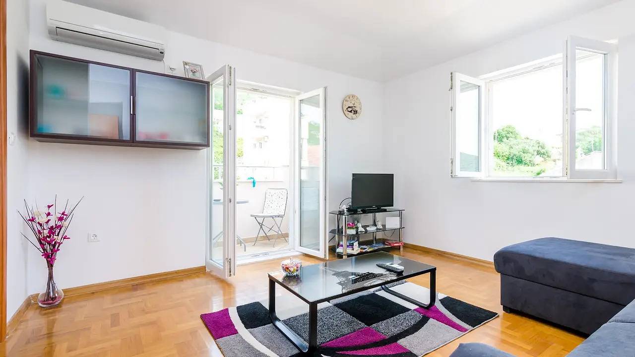Appartement de vacances entier, Appartement de vacances pour 4 personnes avec balcon in Cavtat, Dubrovnik-Neretva