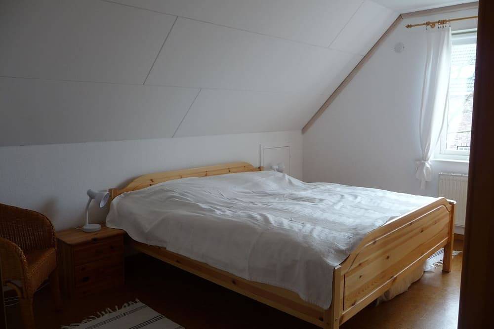 Ganze Wohnung, Schöne Ferienwohnung im Schwedenhaus in Groß Vollstedt, Rendsburg-Eckernförde