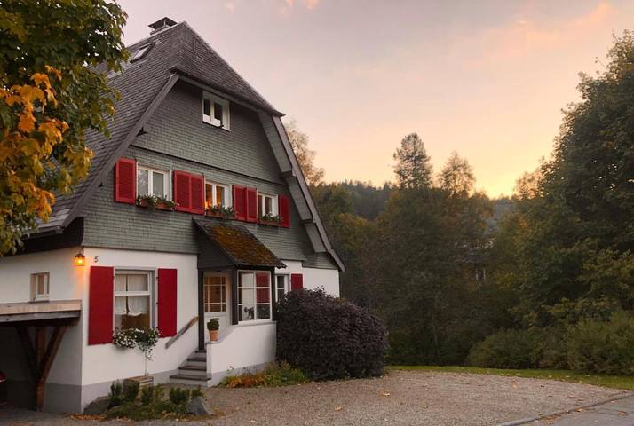 B&B für 2 Personen, mit Balkon und Garten sowie Ausblick im Südschwarzwald