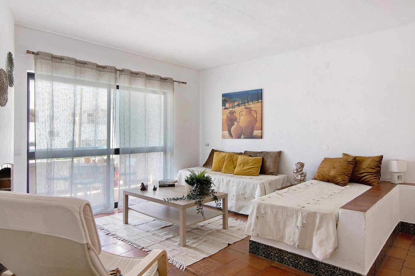 Apartamento inteiro, Apartamento 'Mar Azul 3' com Varanda e Wi-Fi in Praia da Oura, Albufeira