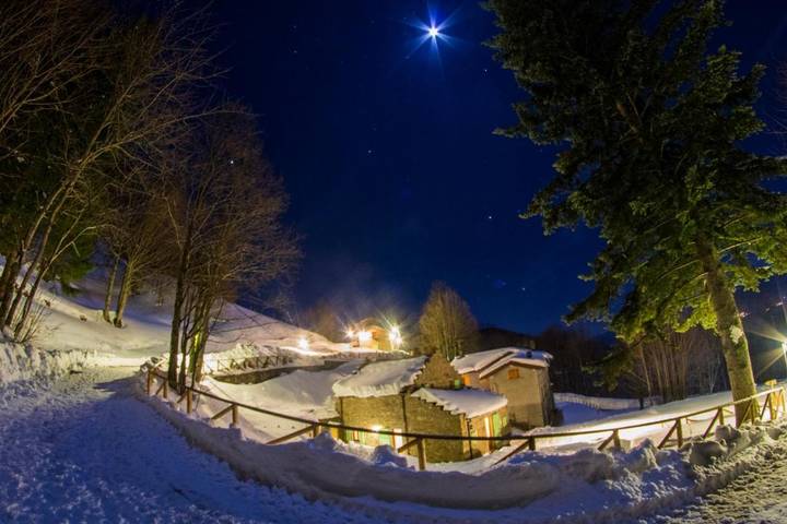Casa vacanza per 8 persone, con Terrazza e Idromassaggio nonché Giardino e Sauna a Fiumalbo