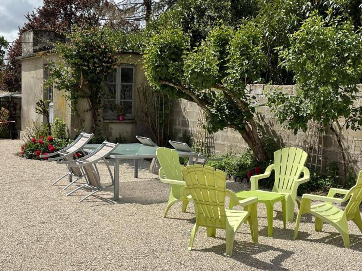 Gîte élégant avec grand jardin privé, idéalement situé près des châteaux et activités, tout inclus - Fr-1-491-358 in Onzain, Région de Blois