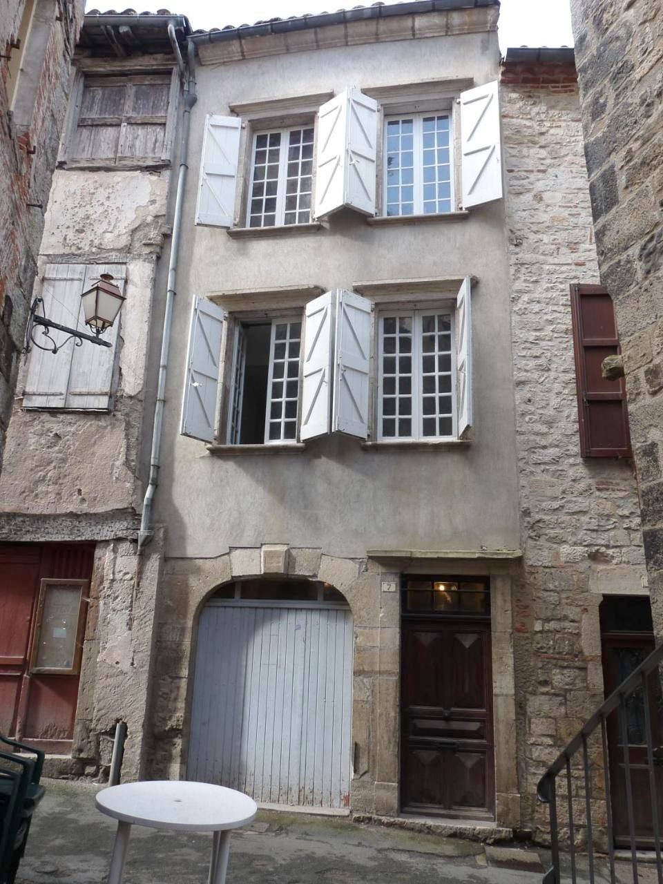 Two-Bedroom Townhouse in Saint-Antonin-Noble-Val, Tarn-et-Garonne