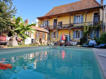 Chambre d’hôte pour 4 personnes, avec piscine et jardin, animaux acceptés dans les Hautes-Pyrénées