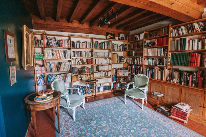 Location de vacances pour 31 personnes, avec jardin ainsi que piscine et vue, animaux acceptés à Fontenay-près-Vézelay - 2