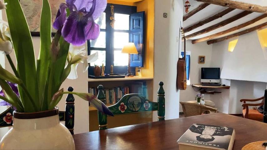 Casa rural para 8 personas, con vistas además de jardín y piscina en Montecorto - 2