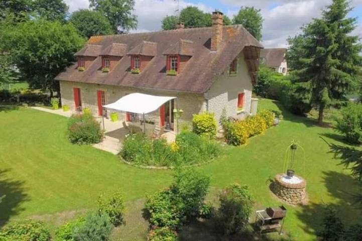 Location de vacances pour 2 personnes, avec jardin à Caugé
