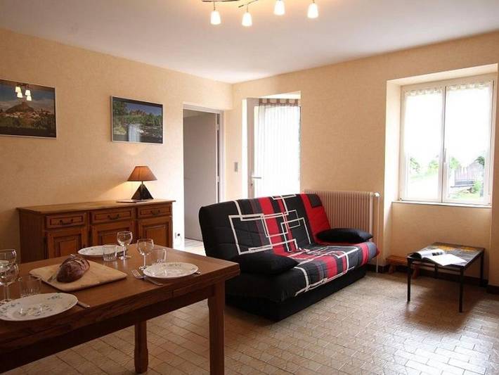 Location de vacances pour 4 personnes, avec jardin à Lantriac - 4