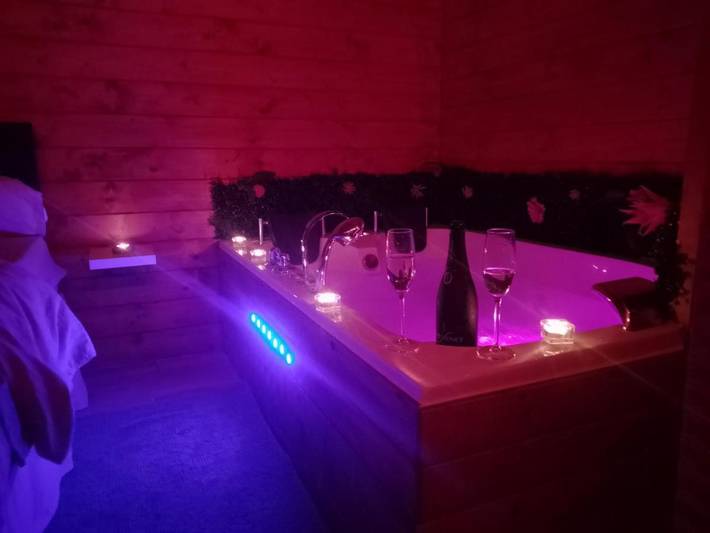 Hôtel pour 2 personnes, avec jardin et vue à Saint-Maime - 4