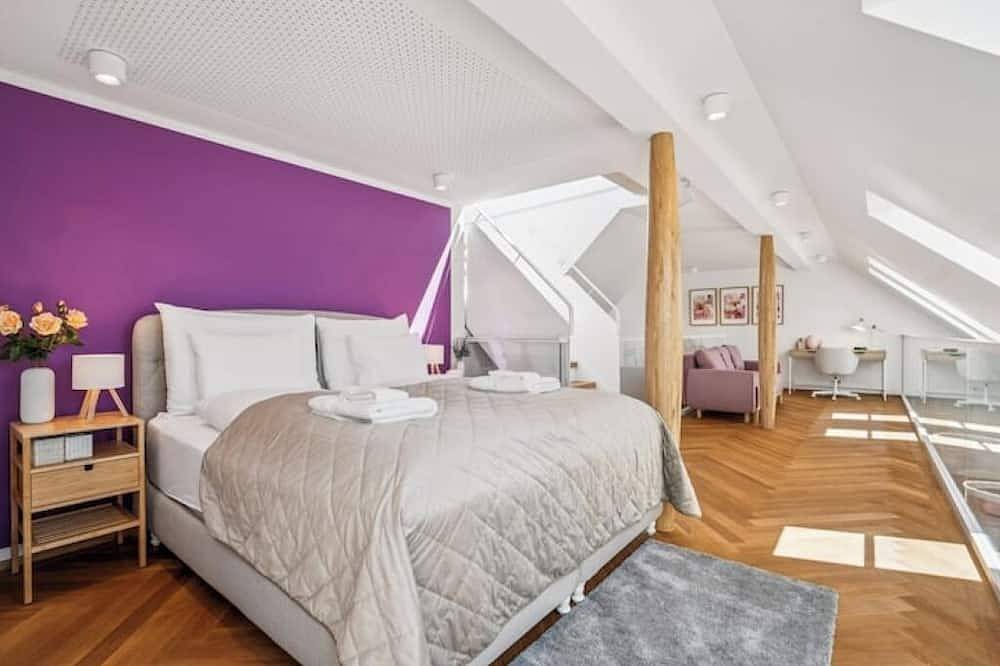 Ganze Wohnung, Old Town Rose Diamond Penthouse | Rooftop Terrace in Zürich, Bezirk Zürich