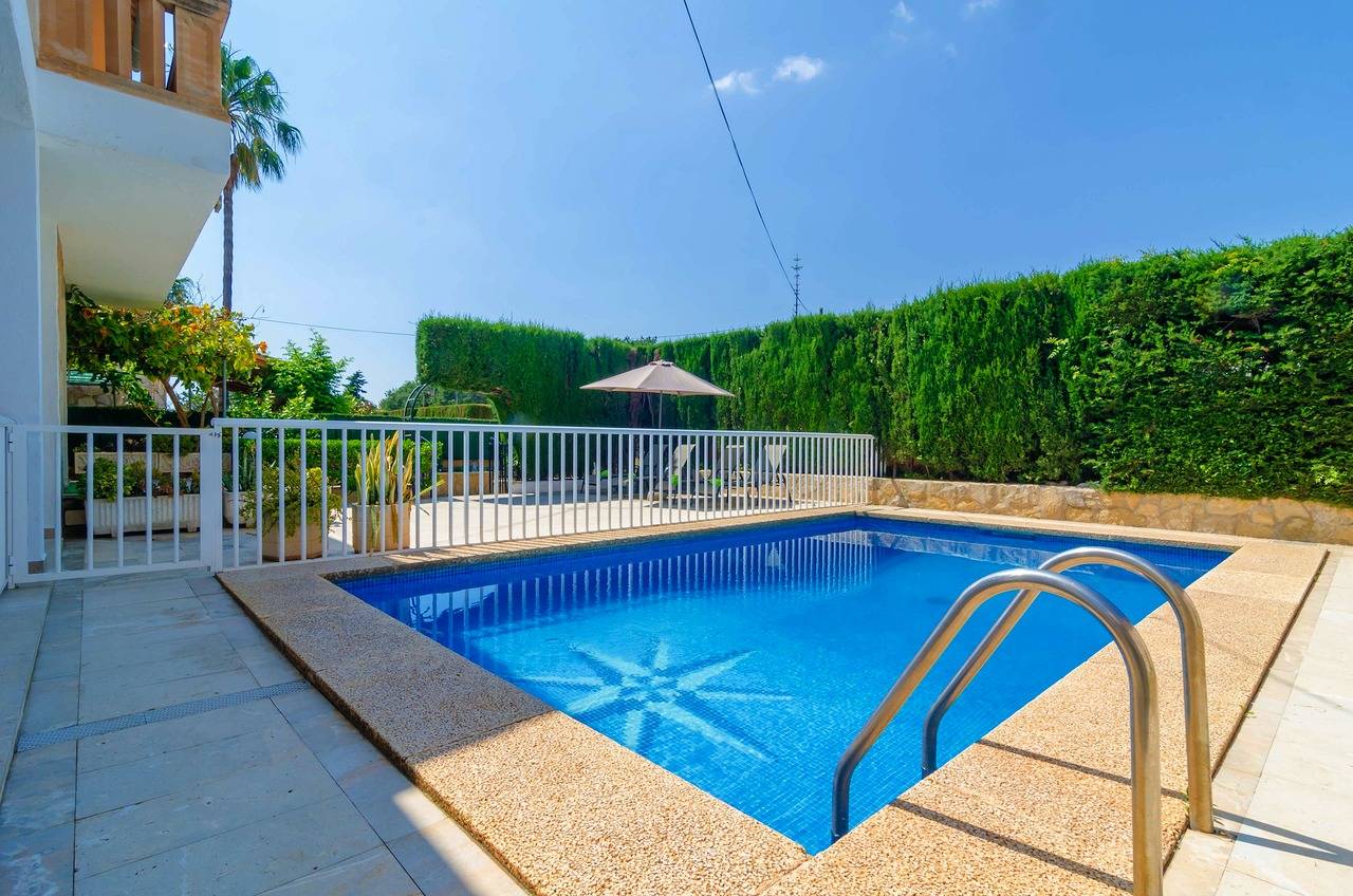 Xalet Ca S'hereu in Cala Millor, Son Servera