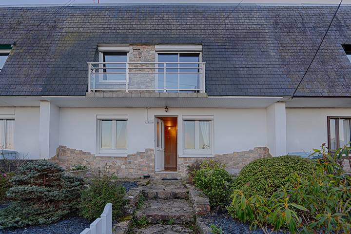 Gîte pour 4 personnes, avec jardin et terrasse en Cotes-d'Armor - 2