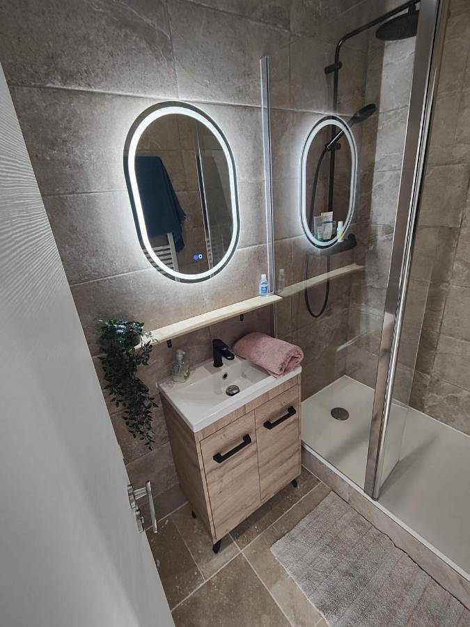 Gîte pour 4 personnes, avec terrasse à Chenôve - 2