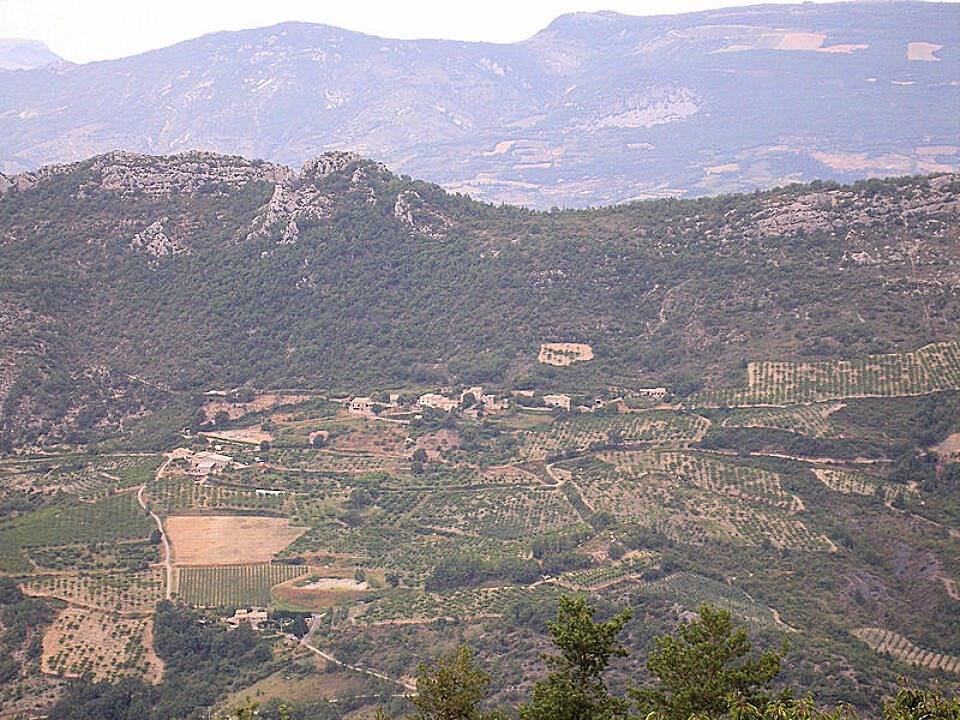 La J-G Davlae - Chambre "Soleil" in Vercoiran, Région de nyons